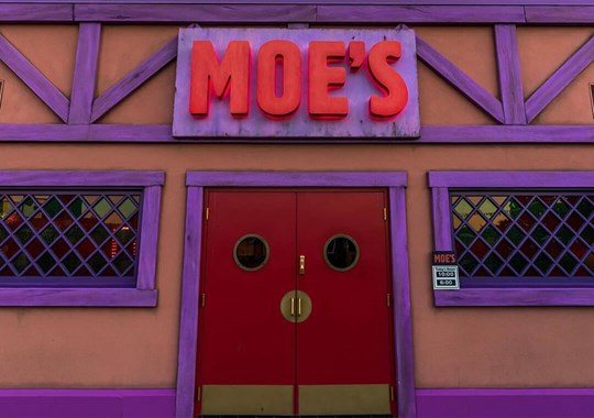 Moe's Tavern @ Universal Studios Hollywood - Themeparkplanner